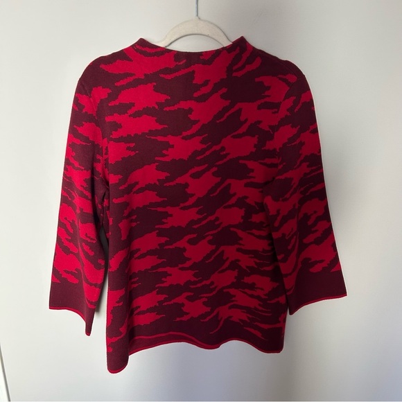 Chico's Zip-Back Mock-Neck Sweater Red Camp Print Size 2 (Large) - Picture 2 of 8